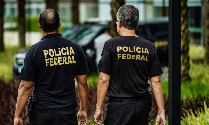 PF faz ação contra apologia ao nazismo no interior do Rio de Janeiro