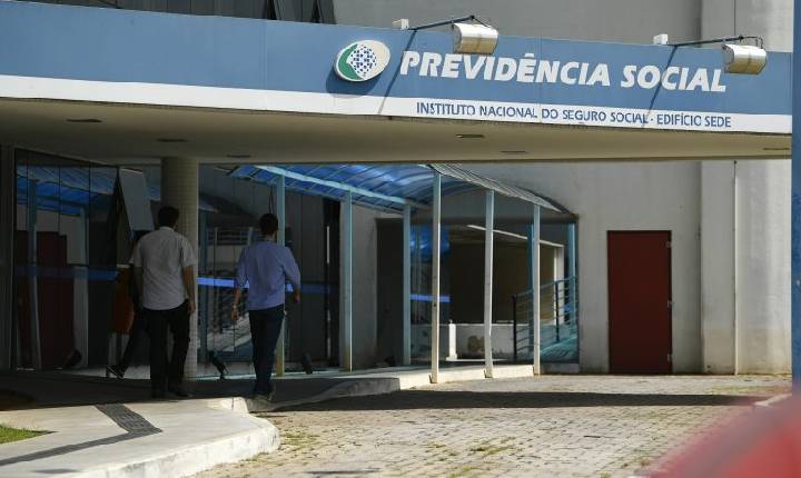 Projeto reforça gratuidade em ligações para centrais do INSS e do Ministério do Trabalho