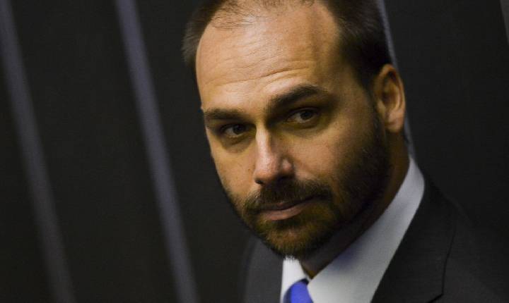 STF condena Eduardo Bolsonaro por difamar deputada Tábata Amaral