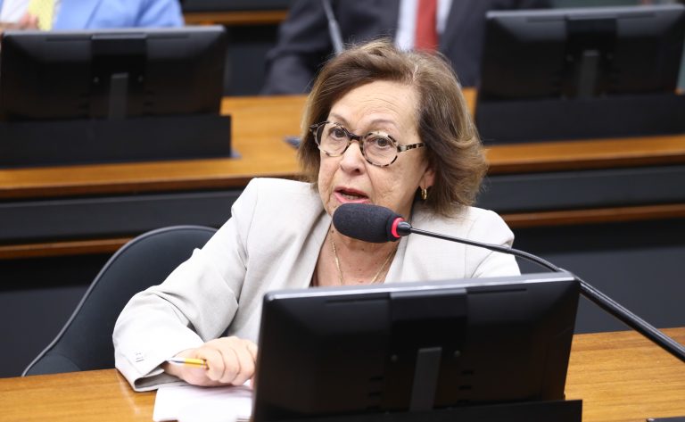 Comissão aprova programa próprio de alimentação para institutos federais