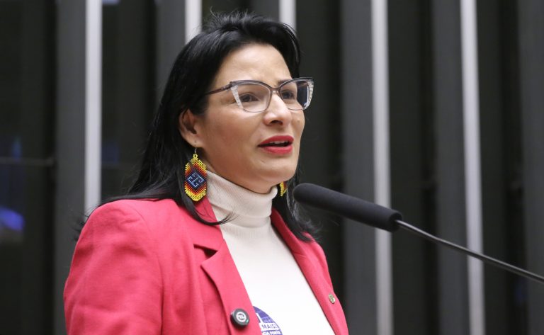 Comissão aprova garantir divórcio póstumo a vítimas de feminicídio